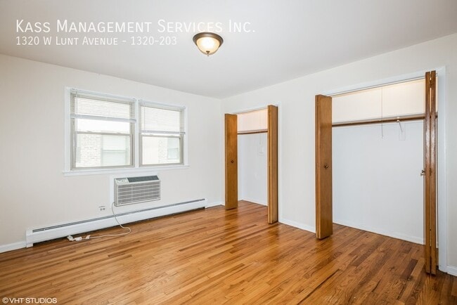 Foto del edificio - 1320 W Lunt Ave