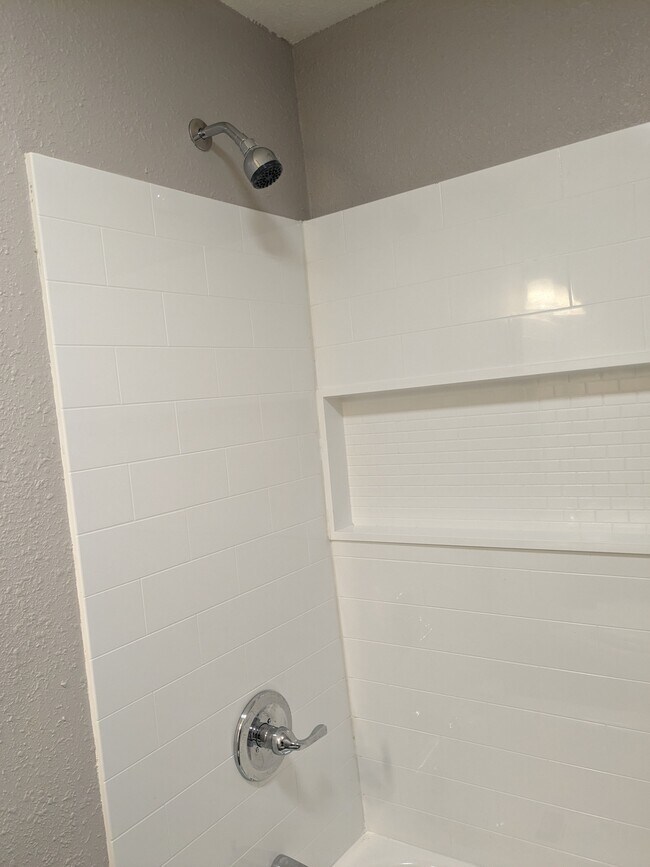 Foto del edificio - 6690 E 63rd Pl