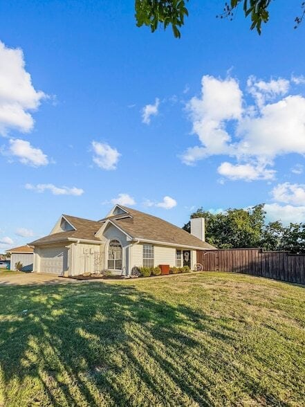 Photo - 909 Plantation Dr House