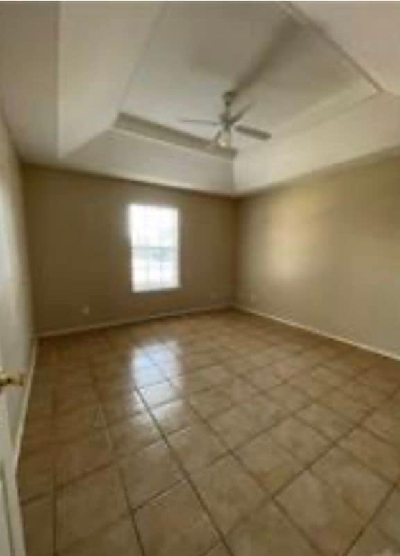 Building Photo - 703 La Mancha Dr