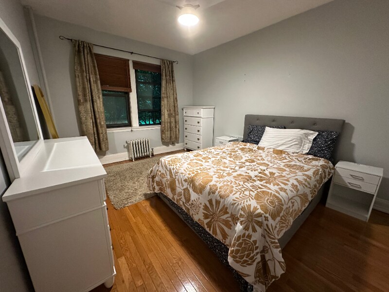 Foto principal - 137 Englewood Ave