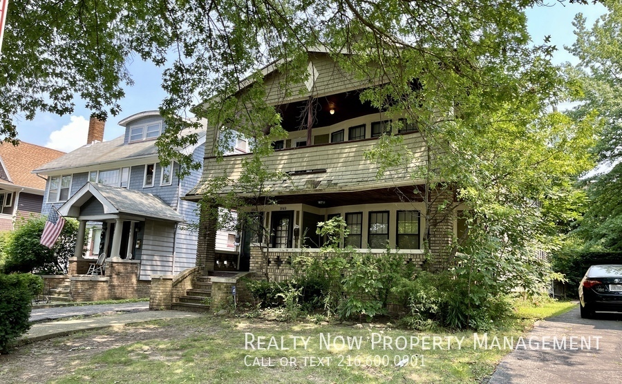 Foto principal - 1647 Hillcrest Rd
