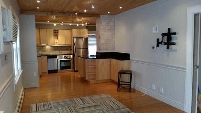 Foto del edificio - 516 N West St