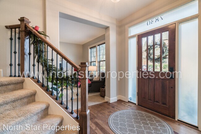 Building Photo - 3 br, 2.5 bath House - 7830 SW Litz Ct