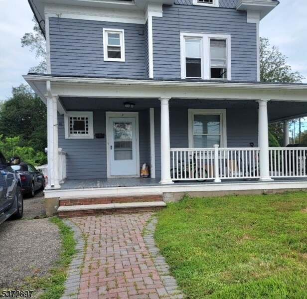 Foto principal - 93 Allen St