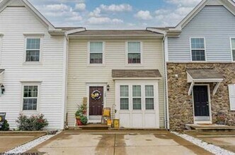 Building Photo - 108 Auburn Dr