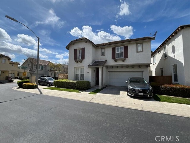 Primary Photo - 42165 Calabria Dr