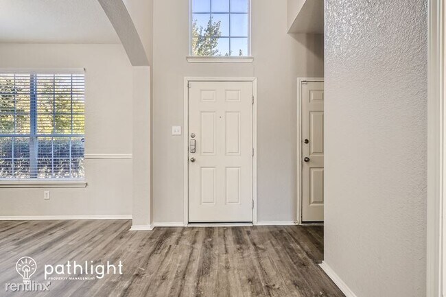 Foto del edificio - 4 br, 2.5 bath House - 5108 Breeze Hollow ...