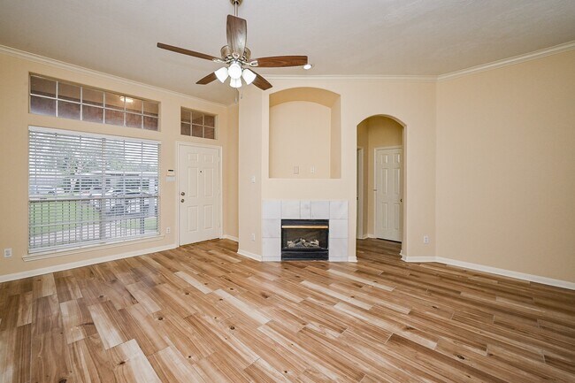 Foto del edificio - 2710 Grants Lake Blvd