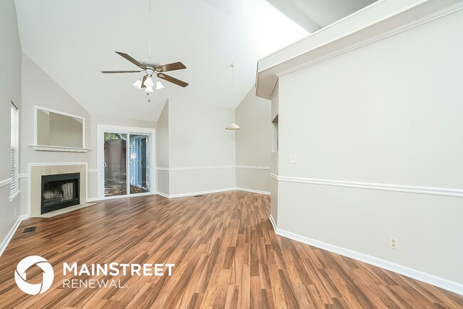 Building Photo - 4068 Calumet Dr