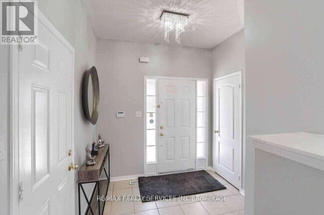 Building Photo - 120 Bushmill Cir