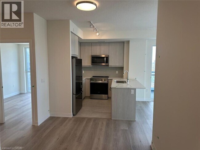 Photo du bâtiment - 15 Watergarden Dr