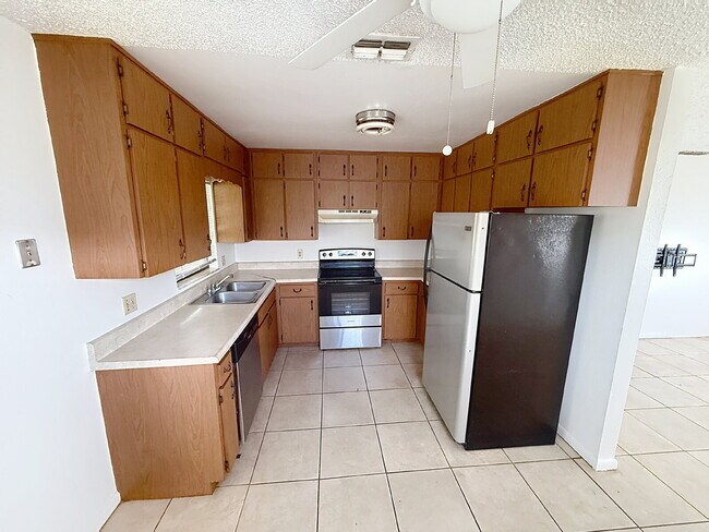 Foto del edificio - Lovely 2 bedroom 1 bath!