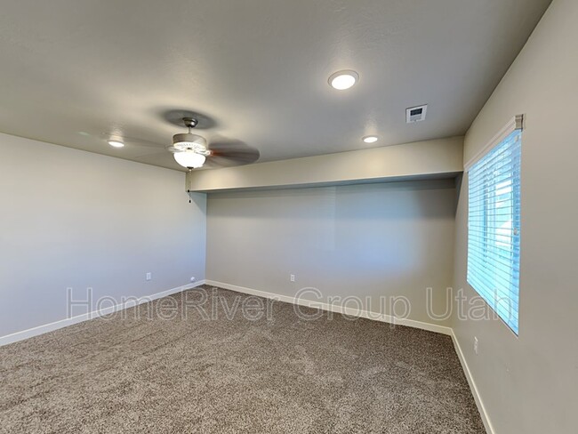 Foto del edificio - 8196 N Boulder Ln