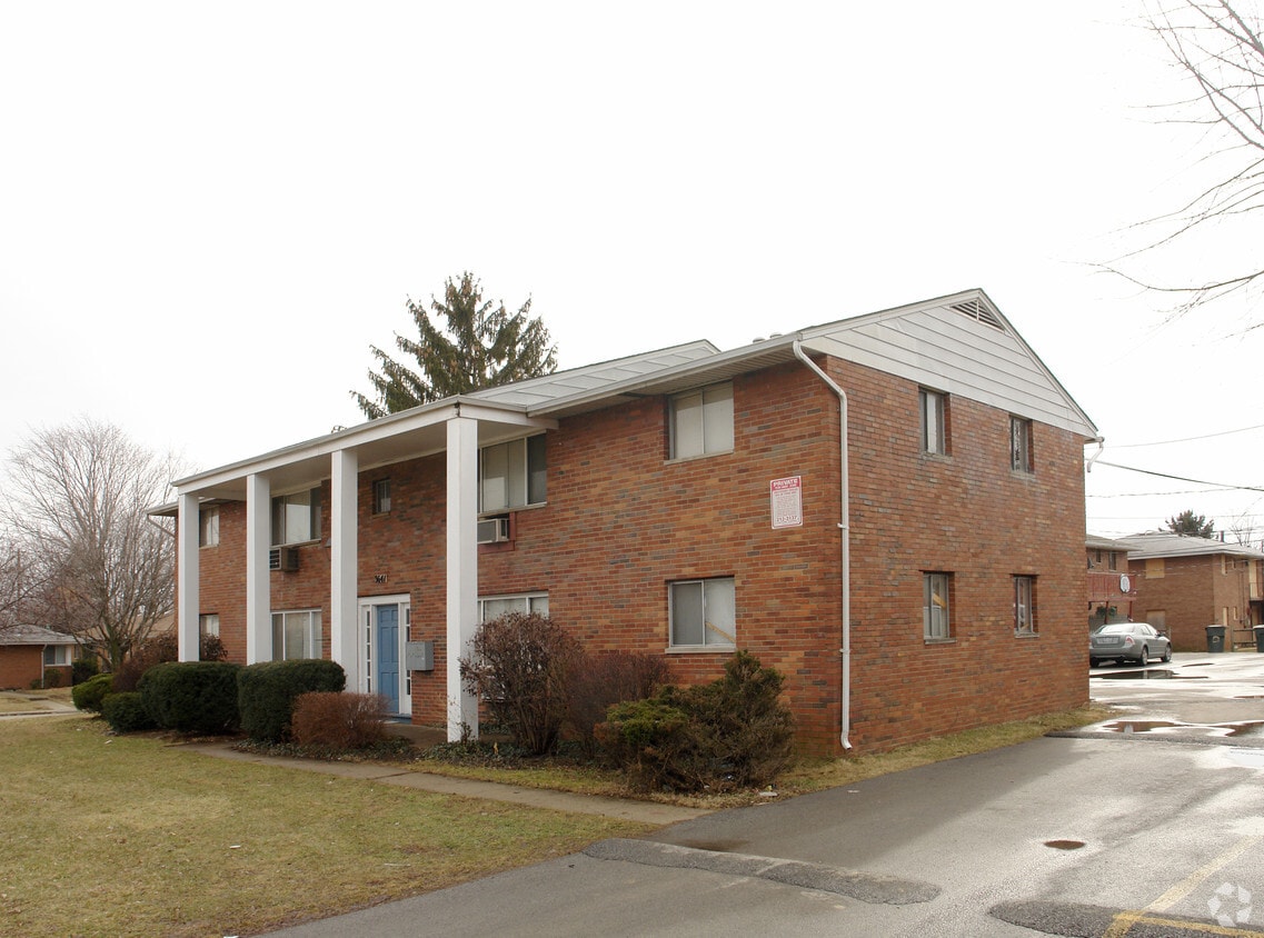 Primary Photo - 3641 Eakin Rd