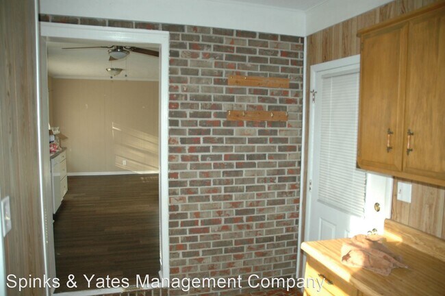 Foto del edificio - 3 br, 1.5 bath House - 310 13th Avenue