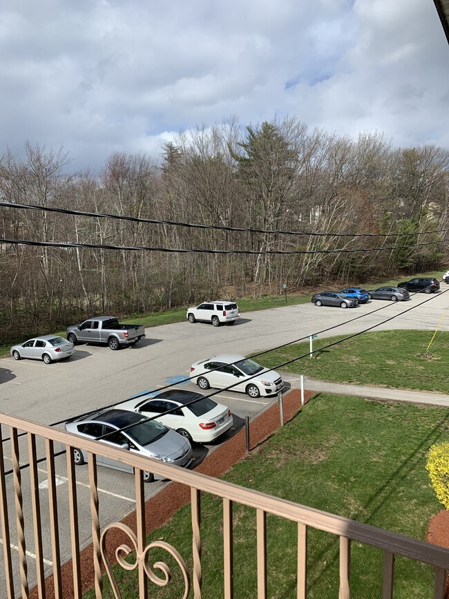 Parking - 379 Huse Rd