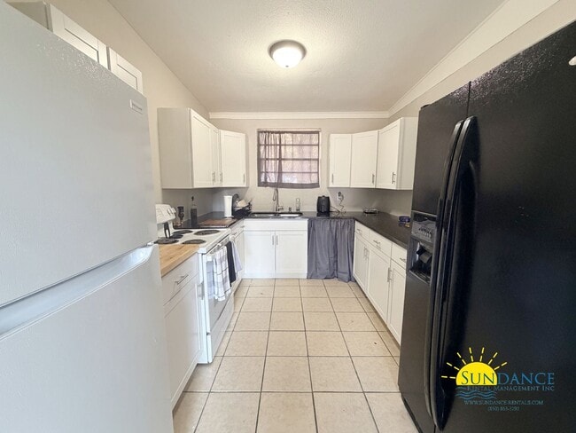 Building Photo - Cozy & Convenient 2-Bedroom Home in Crestview!
