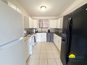 Building Photo - 650 Blakely Ave