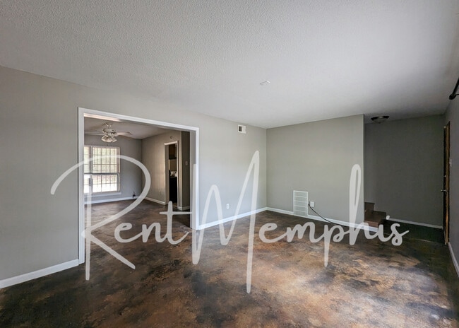 Building Photo - 5664 Hinton Pl