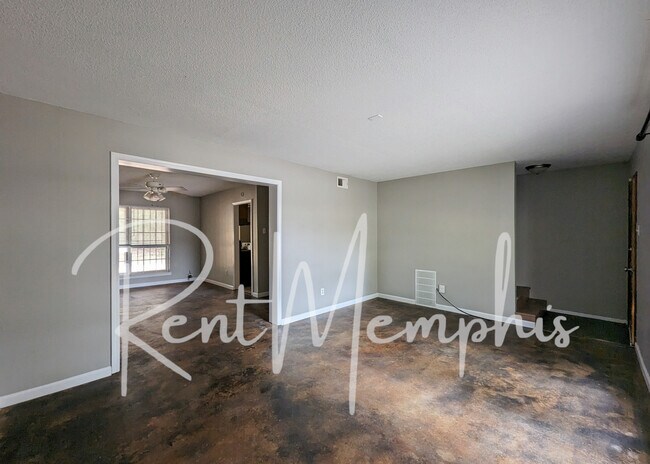 Foto del edificio - 5664 Hinton Pl