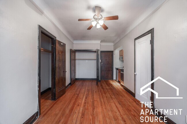 Foto del edificio - 948 W Cuyler Ave