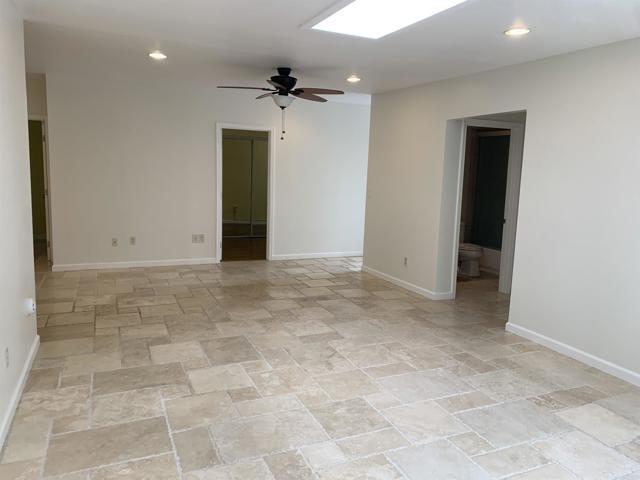 Foto del edificio - 7229 Fay Ave