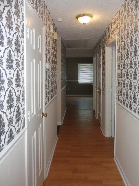 Foto del edificio - 7700 Corley Dr