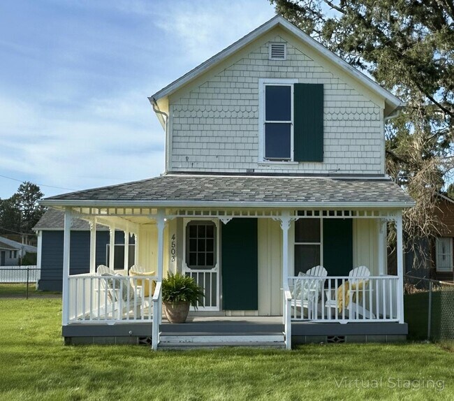 Foto del edificio - 4503 L Pl