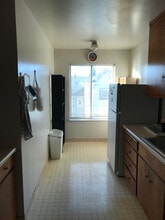 Building Photo - 2132 Roosevelt Ave