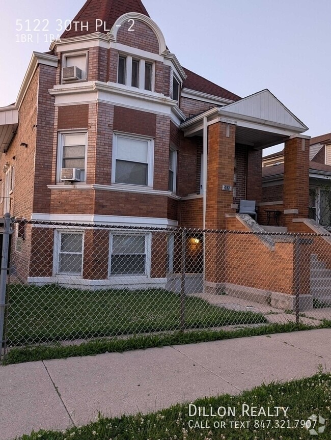 Building Photo - 5122 30th Pl