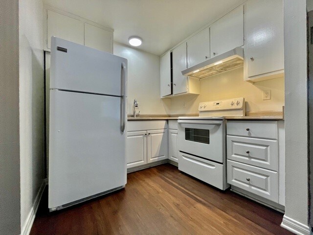 Foto del edificio - 970 Mission Dr