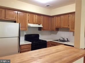 Building Photo - 118 Acadia Ct