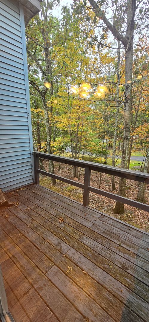 Building Photo - Amazing 3 bedroom in Henryville