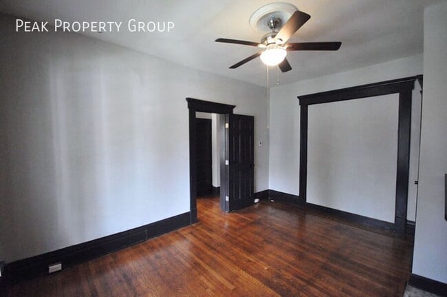 Building Photo - 131 W 8th Ave