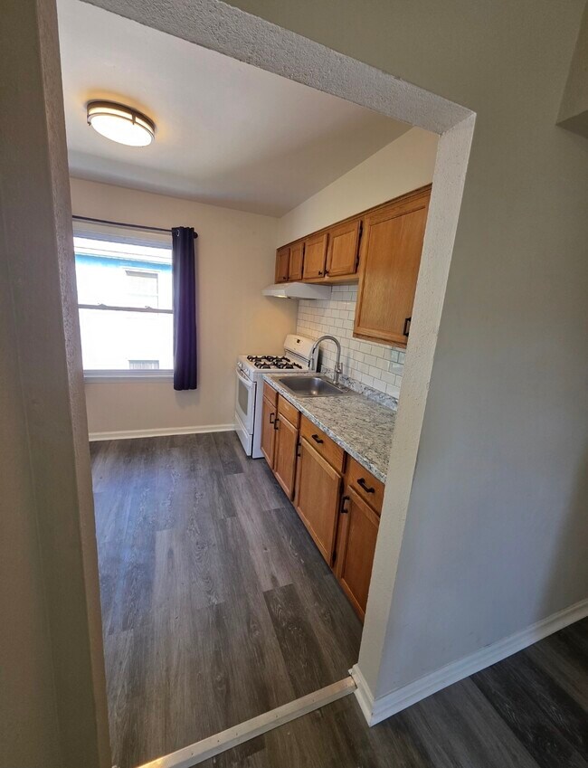 Foto del edificio - 4839 W Lynndale Ave