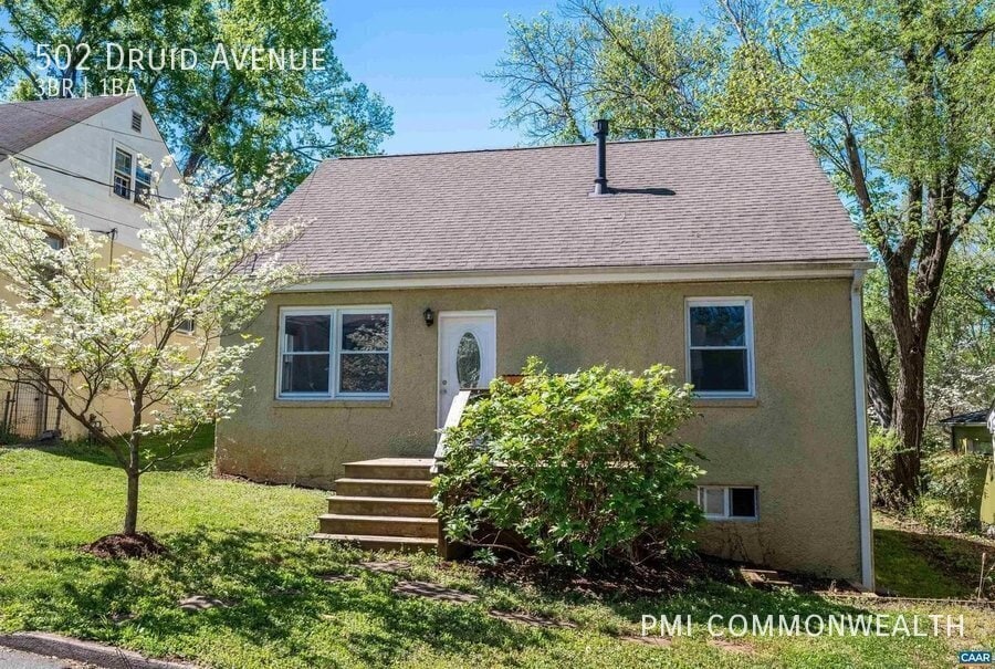Primary Photo - 3 Bed / 1 Bath Single Family (Available 7/...