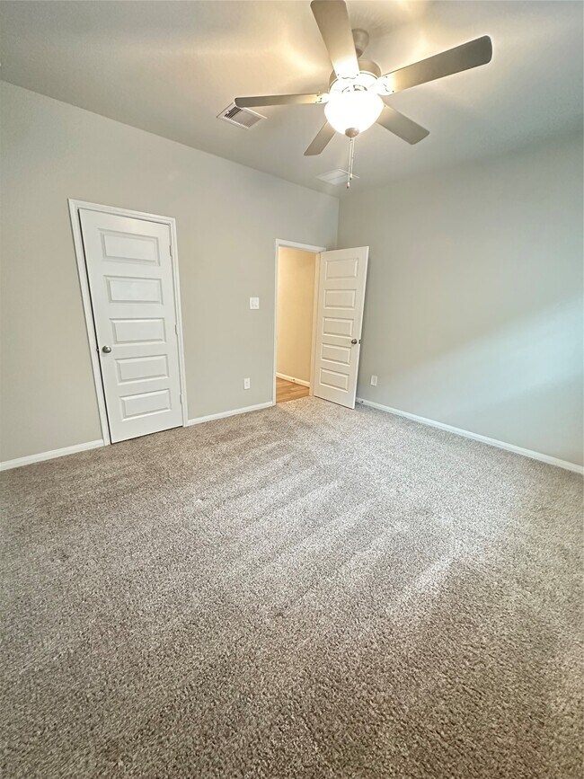 Foto del edificio - 3435 Dry Creek Dr