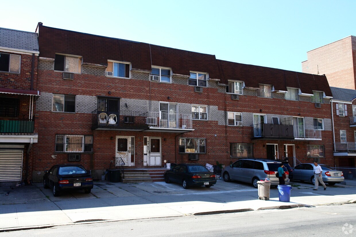 Primary Photo - 14340-14346 Sanford Ave