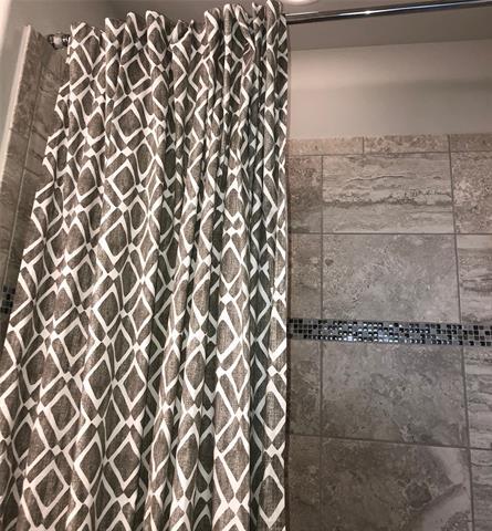 Foto del edificio - 6110 Rainbow Valley Pl