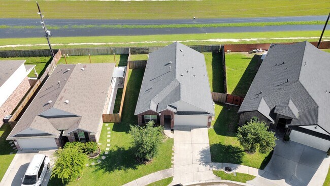 Foto del edificio - 20939 Wedgewood Chase Wy