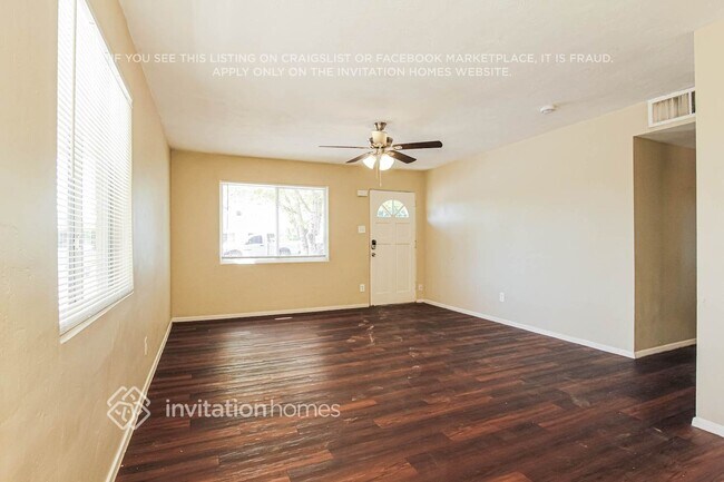 Foto del edificio - 2928 W San Juan Ave
