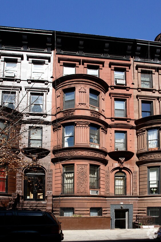 Primary Photo - 37 W 71st St