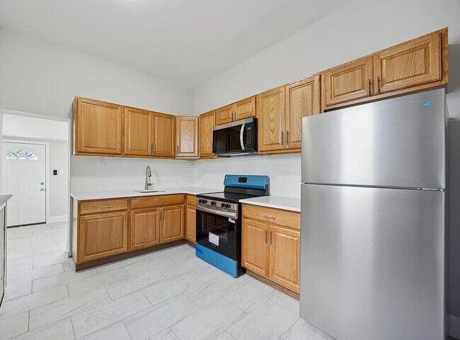 Foto del edificio - 1343 N Allison St