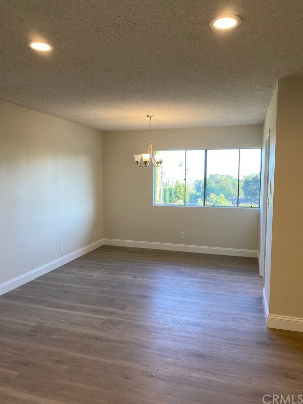 Foto del edificio - 522 W Sierra Madre Blvd