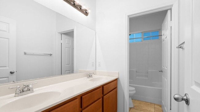 Building Photo - Spacious 4-Bedroom Home with Bonus Room – ...