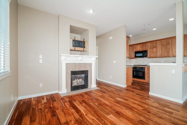 Foto del edificio - 1929 16th Ln NE