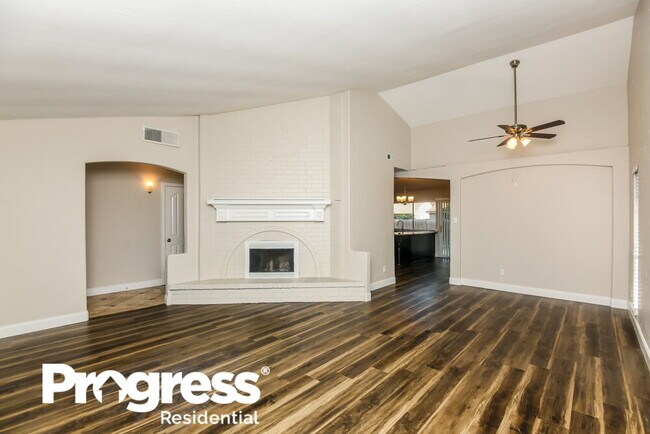 Building Photo - 6707 Greenspring Dr