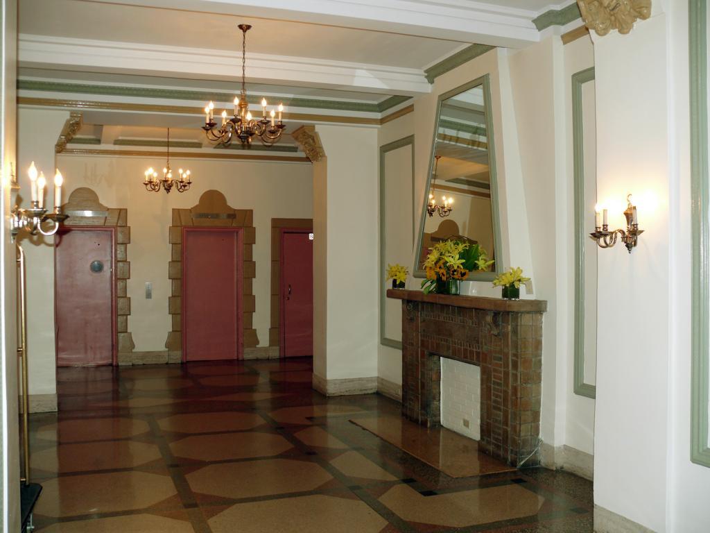 Foto principal - 166 Second Avenue