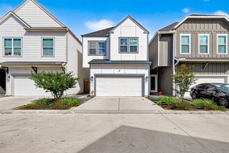 Building Photo - 8410 Berry Brush Ln